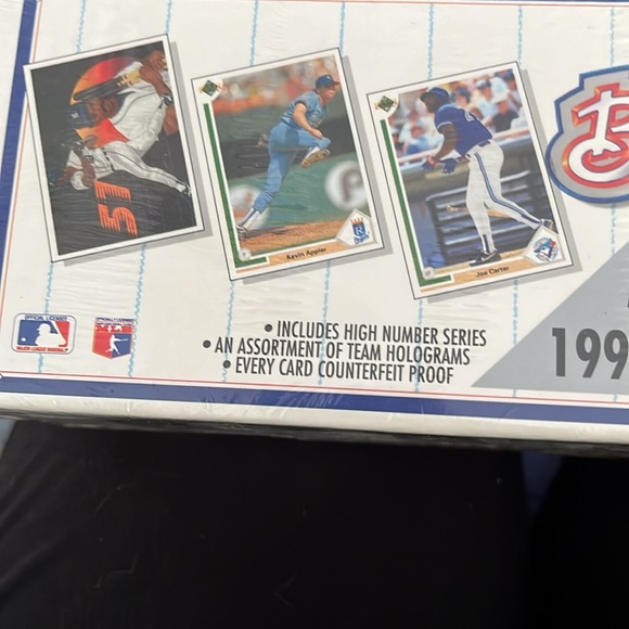 ⚾️1991 UPPER DECK 3-D HOLOGRAMS & BASEBALL CARDS NEW UNOPENED COMPLETE SET - Picture 3 of 8
